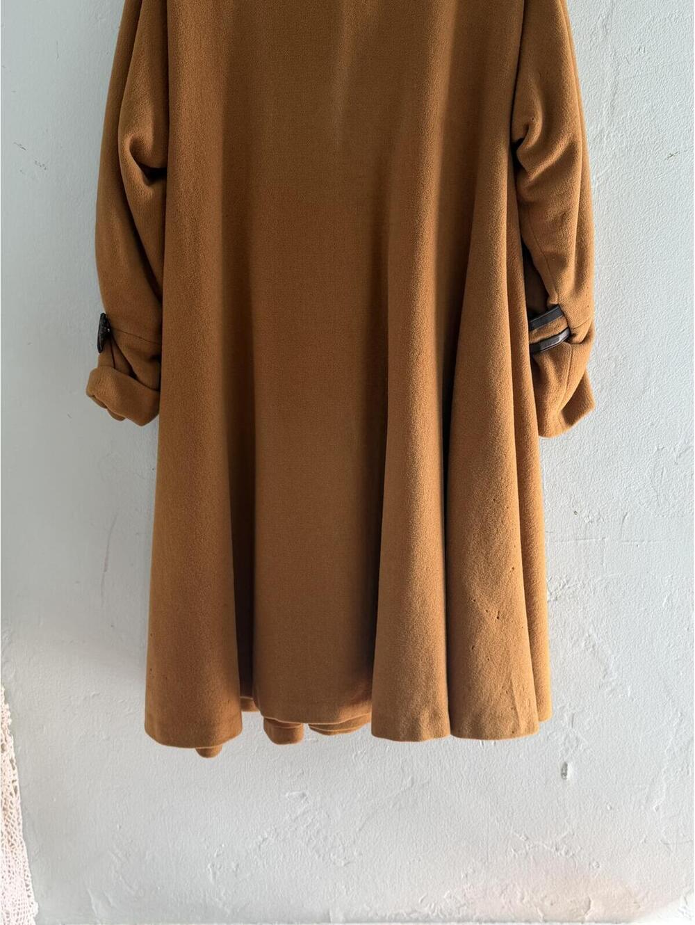 1950s Vintage Regal Caramel Double-Breasted Long Coat with Statement Cuff Detail - Picture 2 of 12